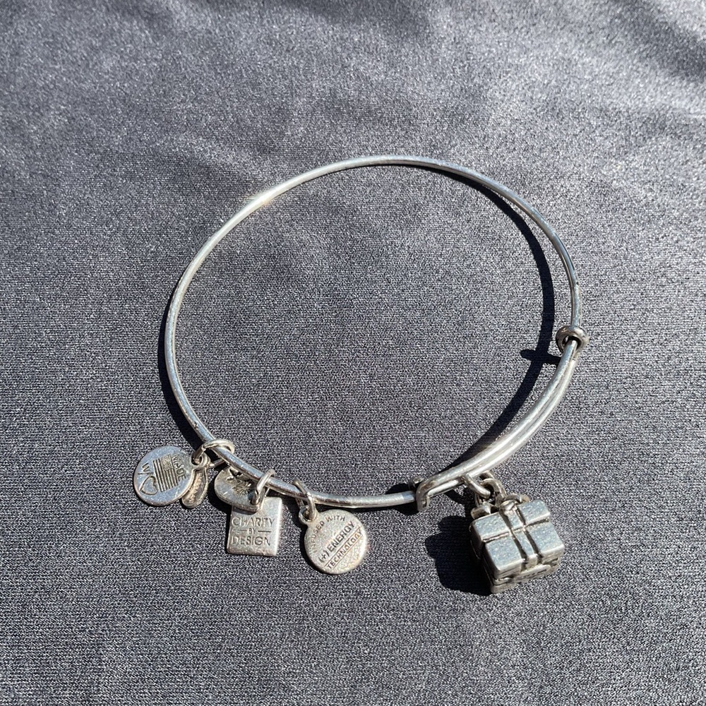Alex and Ani Gift Box Charm Bangle Russian Silver Retired Style Stackable